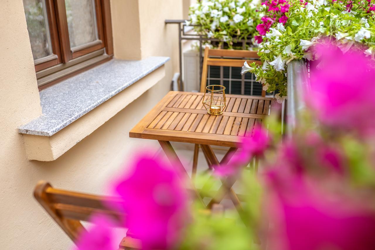 Aparthotel Bucharest Boutique By Jullie Exterior foto