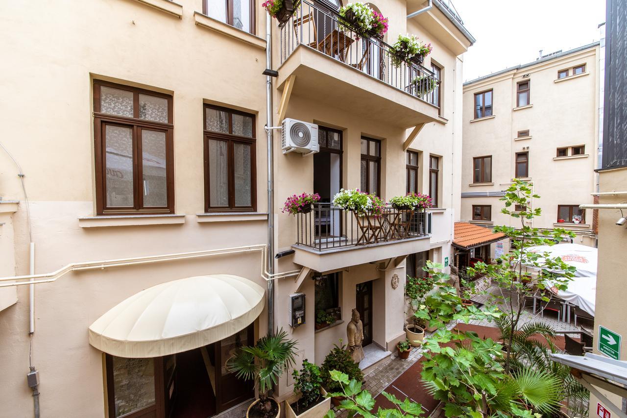 Aparthotel Bucharest Boutique By Jullie Exterior foto