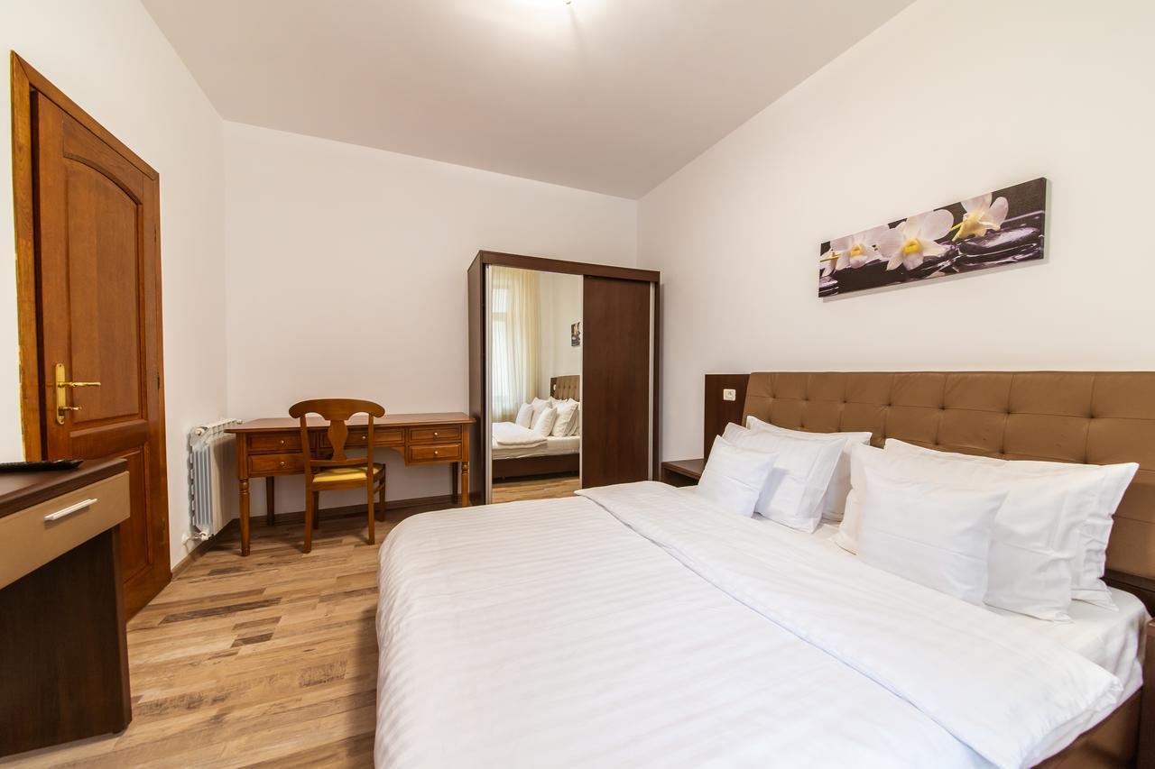 Aparthotel Bucharest Boutique By Jullie Exterior foto