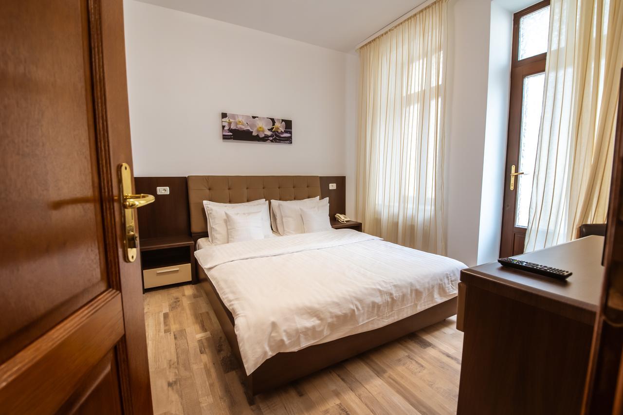 Aparthotel Bucharest Boutique By Jullie Exterior foto