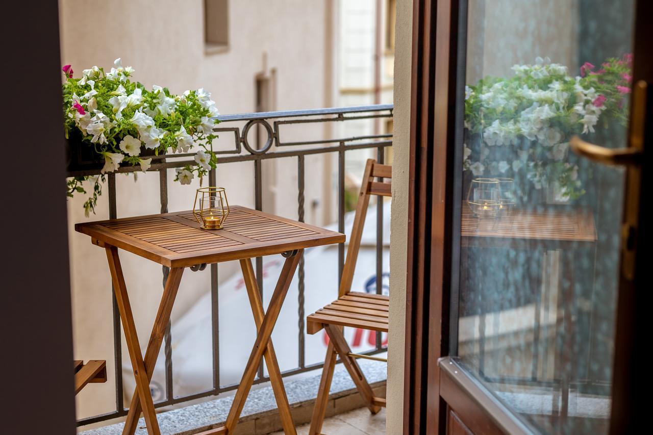 Aparthotel Bucharest Boutique By Jullie Exterior foto